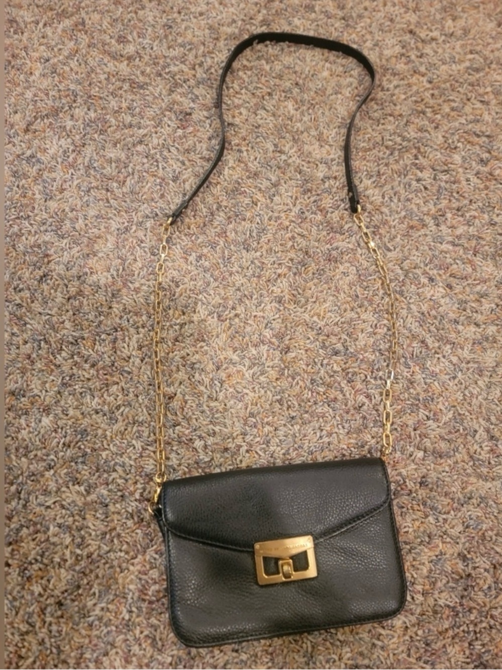 Marc Jacob Elegant Black Leather Crossbody Bag